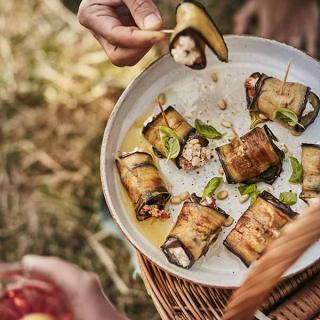 Roulés d'aubergines à la ricotta et tomates séchées