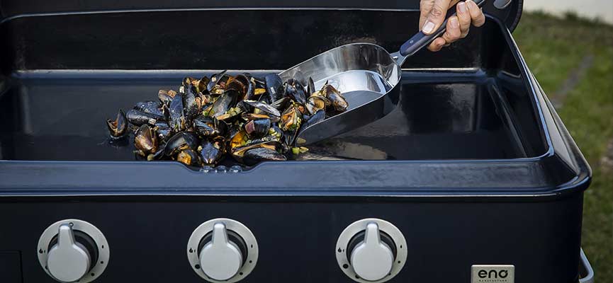 pelle-a-moules-plancha-cadeau-noel