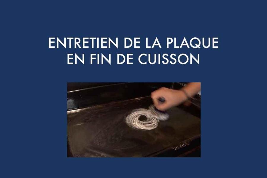 Nettoyer sa plancha Eno en fin de cuisson
