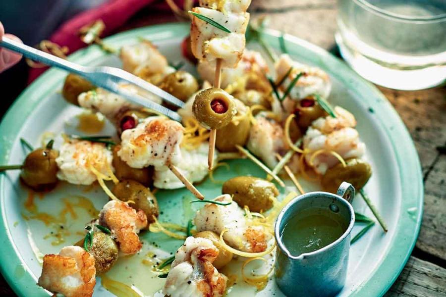 Brochettes de lotte aux olives